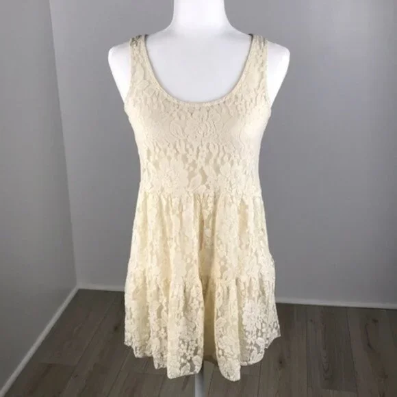 American Eagle Lace Dress Size XS - Picture 1 of 8
